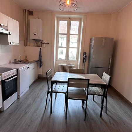 Appartement T4 70M2 - Meuble - Centre Ville - Proche Thermes Lons-le-Saunier Buitenkant foto